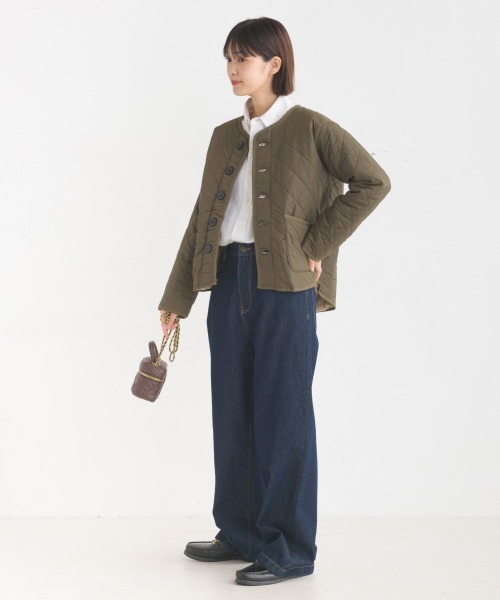 OMNES（オムネス）の「裏ファー高密度ナイロンキルティングノーカラージャケット（ノーカラージャケット・レディース・ブラック/ベージュ/カーキ・MEDIUM/LARGE）」の22枚目の写真