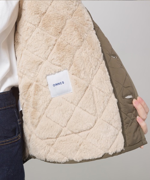 OMNES（オムネス）の「裏ファー高密度ナイロンキルティングノーカラージャケット（ノーカラージャケット・レディース・ブラック/ベージュ/カーキ・MEDIUM/LARGE）」の8枚目の写真
