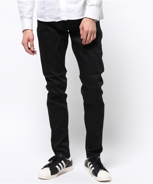 JOHN LAWRENCE SULLIVAN（ジョンローレンスサリバン）の「RIGID DENIM TAPERED PANTS（デニムパンツ・メンズ・インディゴブルー/ブラック/インディゴ×ゴールド/ブラック系その他・34/38/36/40/46/42/44/48）」の7枚目の写真