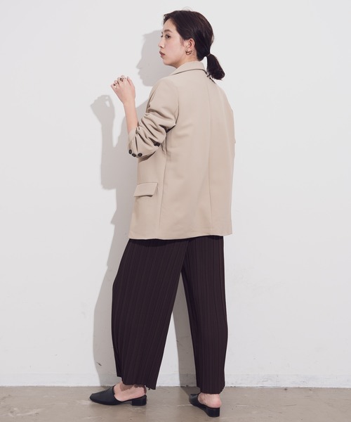 Aunt Marie's(アントマリーズ)の「AUNT MARIE'S ベルト付きダブルテーラードジャケット(テーラードジャケット・レディース・ブラック/グリーン/ナチュラル・FREE)」の17枚目の写真