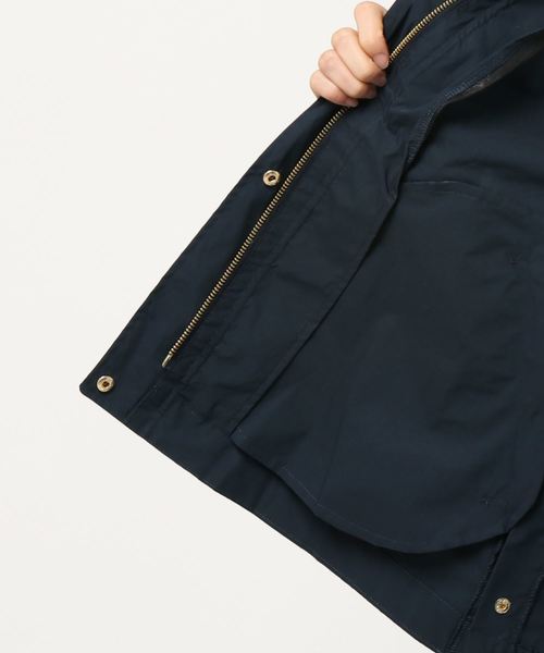 BELLUNA(ベルーナ)の「裾ボタン使いマウンテンパーカー(マウンテンパーカー・レディース・ネイビー/オリーブ/サンドベージュ・MEDIUM/LARGE/X-LARGE)」の12枚目の写真