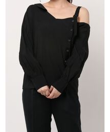 EMODA（エモダ）の「アシンメトリーベルトストラップトップ（シャツ/ブラウス）」