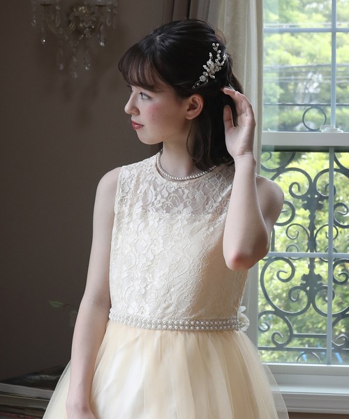 Catherine Cottage（キャサリンコテージ）の「バロックパールフラワーコーム（その他ヘアアクセサリー・キッズ・ゴールド・FREE）」の4枚目の写真