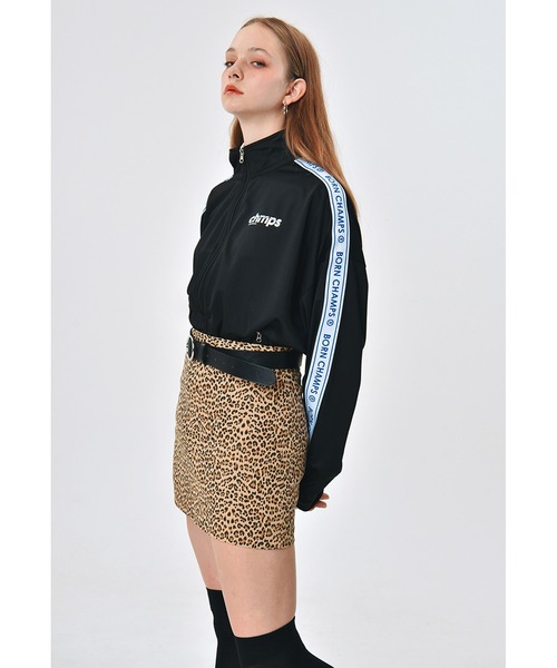 BORN CHAMPS（ボーンチャンプス）の「【BORN CHAMPS/ボーン チャンプス】BC LOGO TRACK TOP/韓国ブランド ワンポイントロゴ ライン柄  トラックジャケット（ジャージ）（ジャージ・レディース・ブラック/アイボリー・M/L）」の14枚目の写真