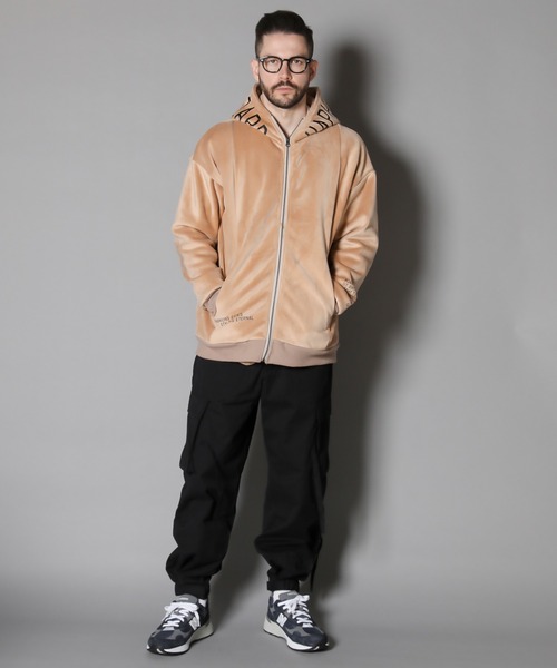 JACKROSE（ジャックローズ）の「JE-マイクロスウェード.ロゴ・ZIPパーカー（パーカー・メンズ・ホワイト/ブラック/ベージュ・M/L）」の7枚目の写真