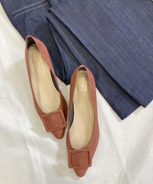 LA TOTALITE バックルフラップポインテッドパンプス◆