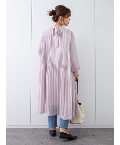 Green　Parks（グリーンパークス）の「シフォンプリーツワンピース＊（ワンピース・レディース・ブラック/パープル/ライトカーキ・FREE）」の17枚目の写真