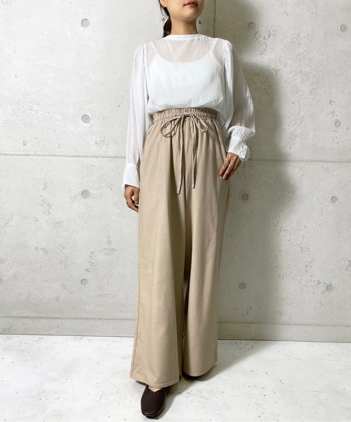 Meli rich（メリーリッチ）の「【セットアップ対応】ゆるっとシルエット。リネンリラックスパンツ（チノパンツ・レディース・ナチュラル/ベージュ/ライトグリーン/モカ/ブラック・MEDIUM）」の16枚目の写真