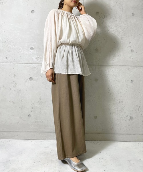 Meli rich（メリーリッチ）の「【セットアップ対応】ゆるっとシルエット。リネンリラックスパンツ（チノパンツ・レディース・ナチュラル/ベージュ/ライトグリーン/モカ/ブラック・MEDIUM）」の8枚目の写真