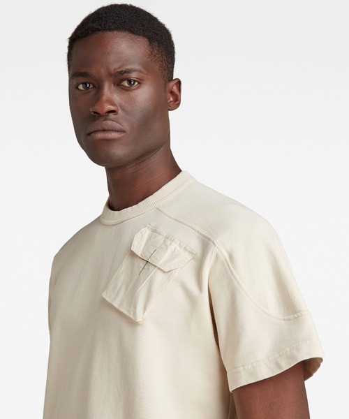 G-STAR（ジースター）の「SUMMER ARMY SWEATER/半袖スウェット（Tシャツ/カットソー・メンズ・ライトグリーン/アイボリー・SMALL/MEDIUM/X-SMALL/LARGE）」の6枚目の写真