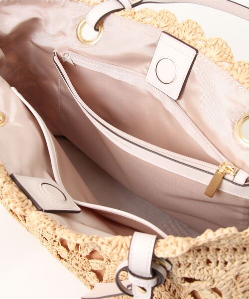 Samantha Thavasa(サマンサタバサ)の「ラフィア トートバッグ 大サイズ(トートバッグ・レディース・キャメル/ホワイト・FREE)」の7枚目の写真