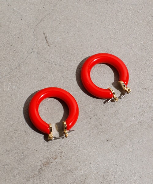 JANESMITH(ジェーンスミス)の「JANESMITH ジェーンスミス / COLOR SMALL HOOP EARRING カラースモールフープピアス / 21WAC-#916L(ピアス(両耳用)・レディース・レッド/ブラック/グリーン・ONE)」の3枚目の写真