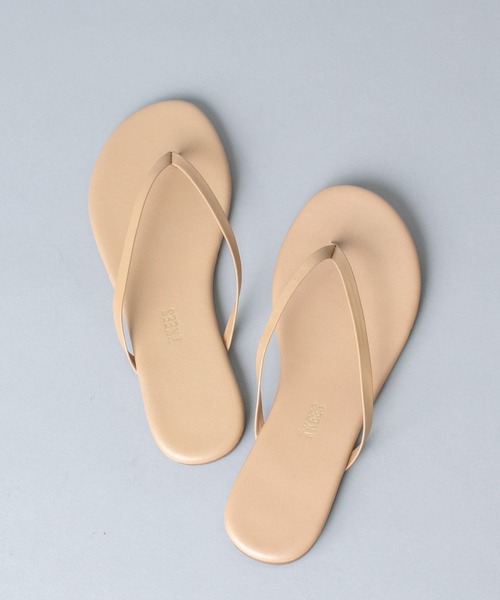 TKEES（ティキーズ）の「【 TKEES / ティキーズ 】 FOUNDATIONS SHIMMER レザービーチサンダル（サンダル・レディース・ベージュ/ダークブラウン/ブラウン・6/7/5/8）」の3枚目の写真