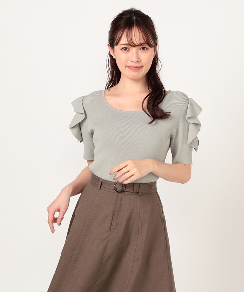 LAISSE PASSE（レッセパッセ）の「オープンショルダーフリルプルオーバー（ニット/セーター・レディース・ライトグレー/ブラウン/ピンク/アイボリー/ミント・MEDIUM）」の15枚目の写真