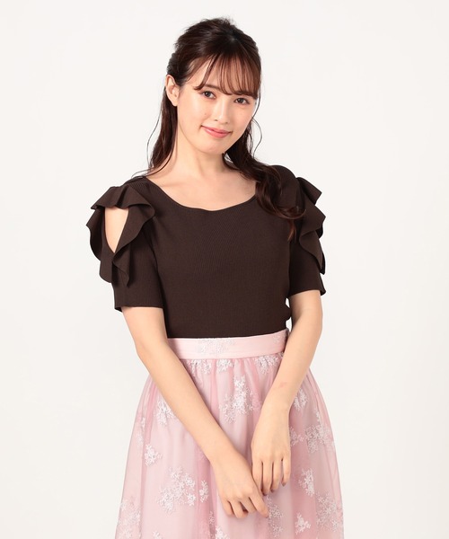 LAISSE PASSE（レッセパッセ）の「オープンショルダーフリルプルオーバー（ニット/セーター・レディース・ライトグレー/ブラウン/ピンク/アイボリー/ミント・MEDIUM）」の19枚目の写真