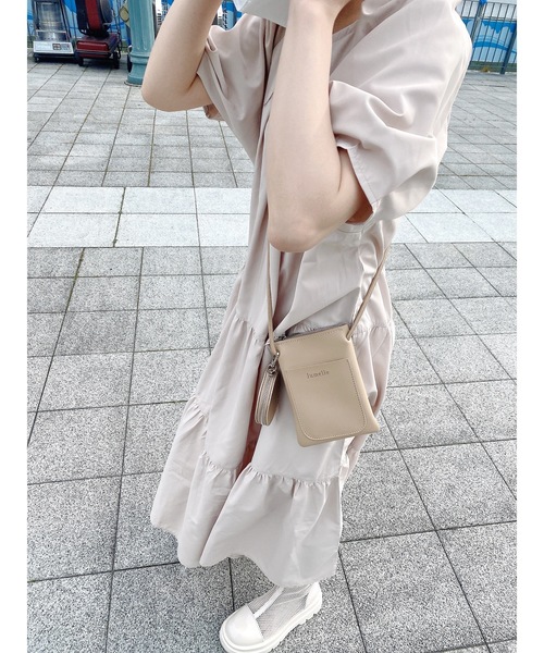 JUMELLE（ジュメロ）の「スマホミニポシェット（ショルダーバッグ・レディース・ブラック/ベージュ/ブルー・FREE）」の4枚目の写真