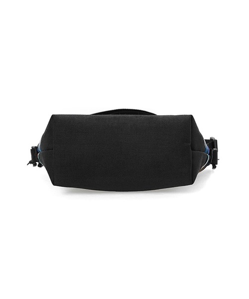 Manhattan Portage（マンハッタンポーテージ）の「Zuccotti Clutch Pendleton（ショルダーバッグ・メンズ・ブラック・X-SMALL）」の9枚目の写真