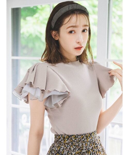 dazzlin（ダズリン）の「ダブルフリルコンパクトトップス（Tシャツ/カットソー・レディース・ブラック/グレー/オフホワイト/ベージュ/ブラウン・FREE）」の7枚目の写真