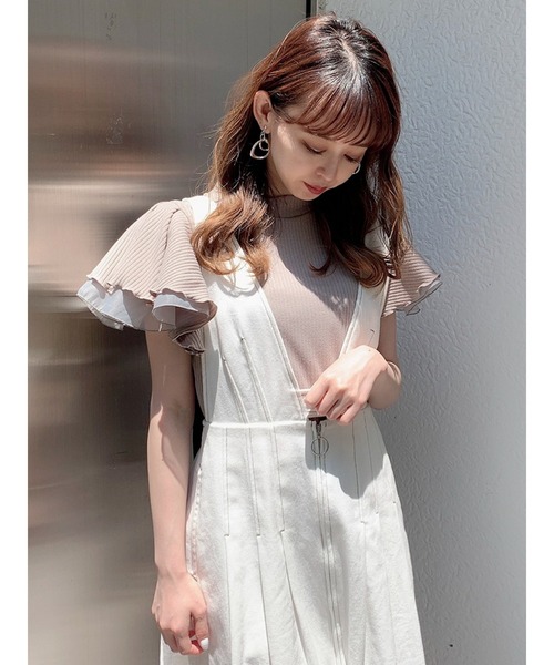 dazzlin（ダズリン）の「ダブルフリルコンパクトトップス（Tシャツ/カットソー・レディース・ブラック/グレー/オフホワイト/ベージュ/ブラウン・FREE）」の17枚目の写真