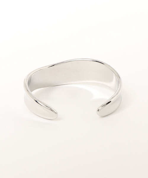 DRWCYS(ドロシーズ)の「メタルバングル(バングル/リストバンド・レディース・シルバー/ゴールド・FREE)」の3枚目の写真