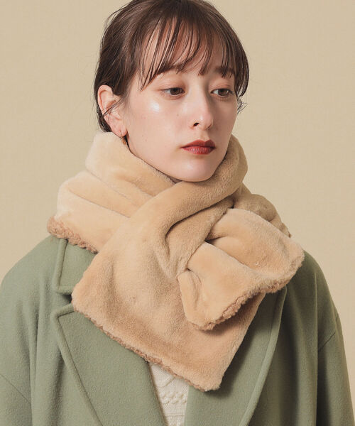 Ray BEAMS（レイビームス）の「CONTROL FREAK × Ray BEAMS / 別注 2way ティペット（マフラー・レディース・ブラック/ベージュ・ONE SIZE）」の3枚目の写真