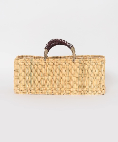 かぐれ(カグレ)の「アフリカンスクエア ストロー横長かご L(かごバッグ・レディース・ナチュラル・LARGE)」の2枚目の写真