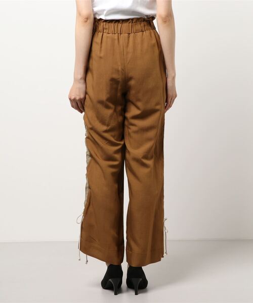 TEVALT（ヴァレット）の「サイドロープ麻混ワイドパンツ（その他パンツ・レディース・キャメル/ホワイト/ロイヤルブルー・38）」の7枚目の写真