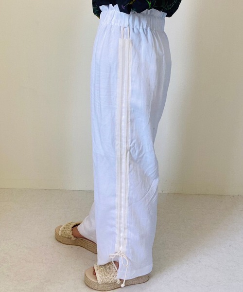 TEVALT（ヴァレット）の「サイドロープ麻混ワイドパンツ（その他パンツ・レディース・キャメル/ホワイト/ロイヤルブルー・38）」の13枚目の写真
