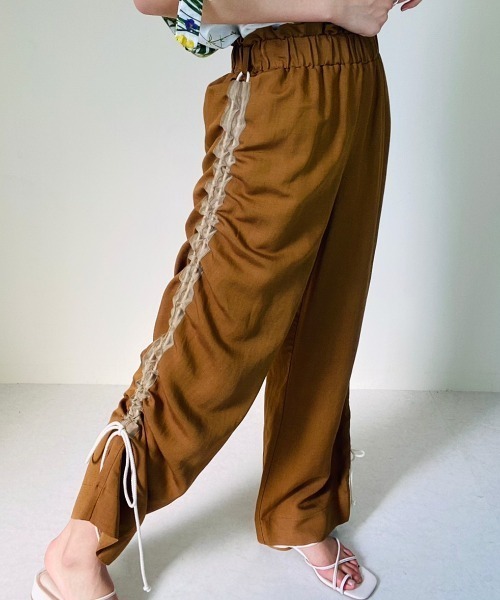 TEVALT（ヴァレット）の「サイドロープ麻混ワイドパンツ（その他パンツ・レディース・キャメル/ホワイト/ロイヤルブルー・38）」の9枚目の写真
