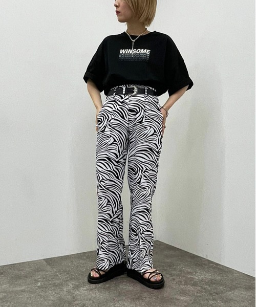 apres jour mignon(アプレジュールミニョン)の「ゼブラ柄パンツ【ZOZOTOWN限定アイテム】(その他パンツ・レディース・ベージュ/ホワイト系その他/パープル・X-LARGE/MEDIUM/SMALL)」の17枚目の写真