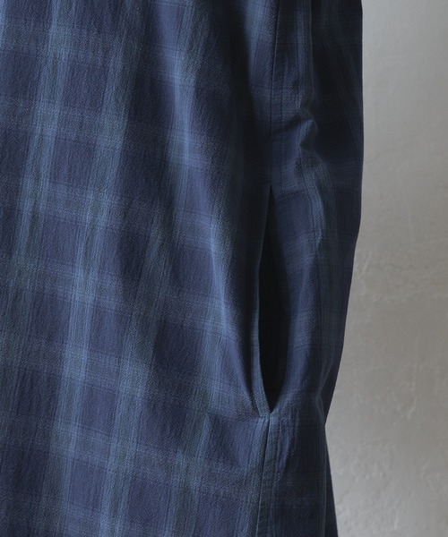 BEARDSLEY（ビアズリー）の「冬はニットと重ねて楽しめる開襟チェックワンピース（ワンピース・レディース・ネイビー/レッド・FREE）」の19枚目の写真