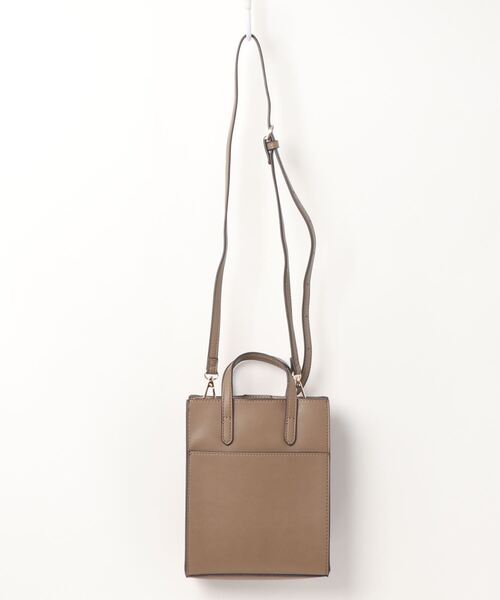 Three Four Time（ｽﾘｰﾌｫｰﾀｲﾑ）の「スクエア型ミニショルダー（ショルダーバッグ・レディース・ブラック/グレー/ブルー/キャメル・ONE SIZE）」の5枚目の写真