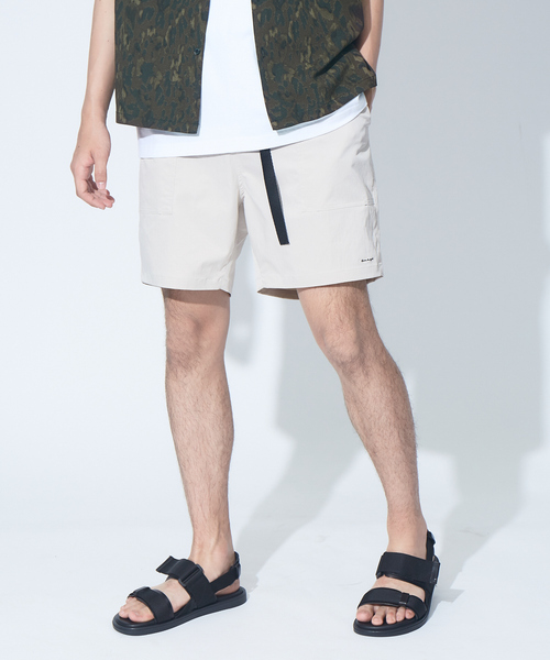 mellow people（メローピープル）の「【ONKYO×mellow people×ABAHOUSE】クラシック ロゴ ベイカー ショーツ（その他パンツ・メンズ・グレイッシュベージュ/ブラック/カーキ・46/48）」の2枚目の写真