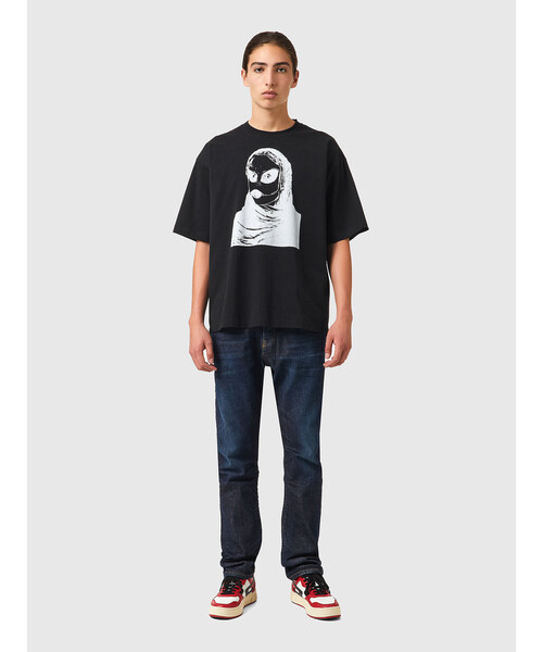 DIESEL（ディーゼル）の「メンズ Tシャツ ルーズフィット BCI サステナブル（Tシャツ/カットソー・メンズ・ホワイト/ブラック・LARGE/MEDIUM/SMALL/XX-LARGE/X-SMALL/X-LARGE）」の4枚目の写真