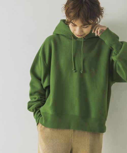 Champion（チャンピオン）の「『別注』Champion×URBANRESEARCH Reverse Weave Parka（パーカー・レディース・オリーブ/グレー/ベージュ・FREE）」の5枚目の写真