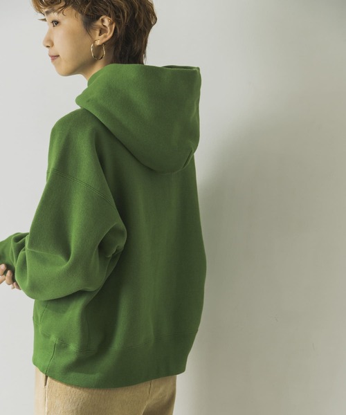 Champion（チャンピオン）の「『別注』Champion×URBANRESEARCH Reverse Weave Parka（パーカー・レディース・オリーブ/グレー/ベージュ・FREE）」の7枚目の写真