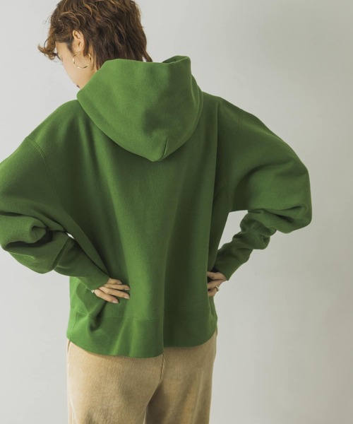 Champion（チャンピオン）の「『別注』Champion×URBANRESEARCH Reverse Weave Parka（パーカー・レディース・オリーブ/グレー/ベージュ・FREE）」の8枚目の写真