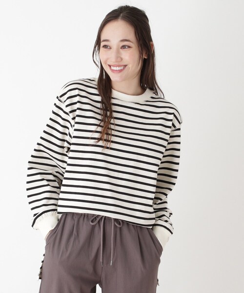 SHOO・LA・RUE(シューラルー)の「◆【USAコットン】サイドスリットロンT(Tシャツ/カットソー・レディース・アイボリー/レンガ/チャコールグレー/ピンク系/ベージュ系その他2/グリーン/ブラック系2・02/03/04)」の3枚目の写真