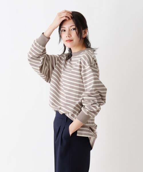 SHOO・LA・RUE(シューラルー)の「◆【USAコットン】サイドスリットロンT(Tシャツ/カットソー・レディース・アイボリー/レンガ/チャコールグレー/ピンク系/ベージュ系その他2/グリーン/ブラック系2・02/03/04)」の5枚目の写真