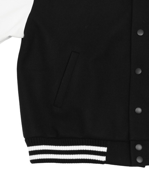 Figments(フィグメンツ)の「オーバースタジャン(ブルゾン・レディース・オフホワイト/ブラック・SMALL/MEDIUM)」の4枚目の写真