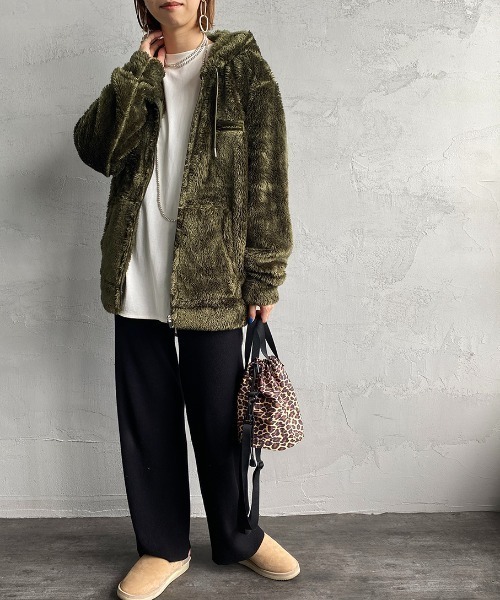 Champion（チャンピオン）の「【WEB限定】[Champion/チャンピオン] ボアフリース ジップフードジャケット（その他アウター・レディース・ブラック/ベージュ/オリーブ/チャコール・M/L/XL）」の5枚目の写真