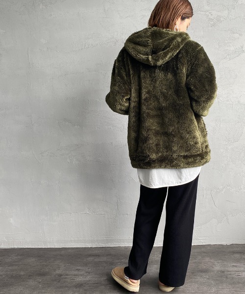 Champion（チャンピオン）の「【WEB限定】[Champion/チャンピオン] ボアフリース ジップフードジャケット（その他アウター・レディース・ブラック/ベージュ/オリーブ/チャコール・M/L/XL）」の9枚目の写真