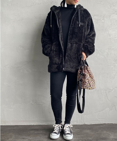 Champion（チャンピオン）の「【WEB限定】[Champion/チャンピオン] ボアフリース ジップフードジャケット（その他アウター・レディース・ブラック/ベージュ/オリーブ/チャコール・M/L/XL）」の6枚目の写真