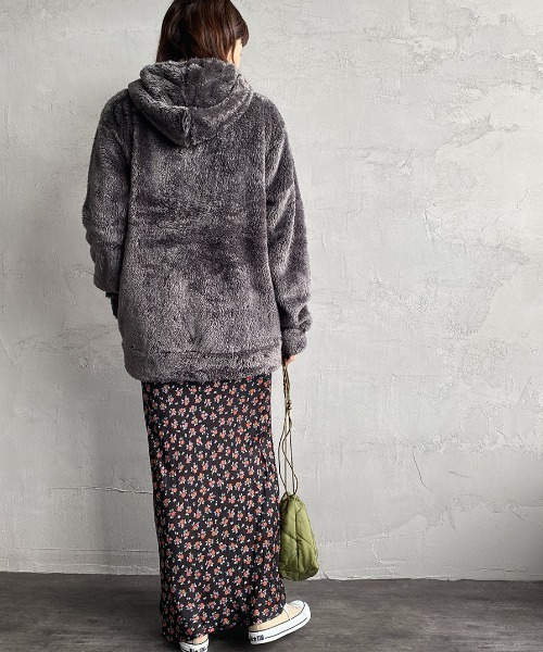 Champion（チャンピオン）の「【WEB限定】[Champion/チャンピオン] ボアフリース ジップフードジャケット（その他アウター・レディース・ブラック/ベージュ/オリーブ/チャコール・M/L/XL）」の13枚目の写真