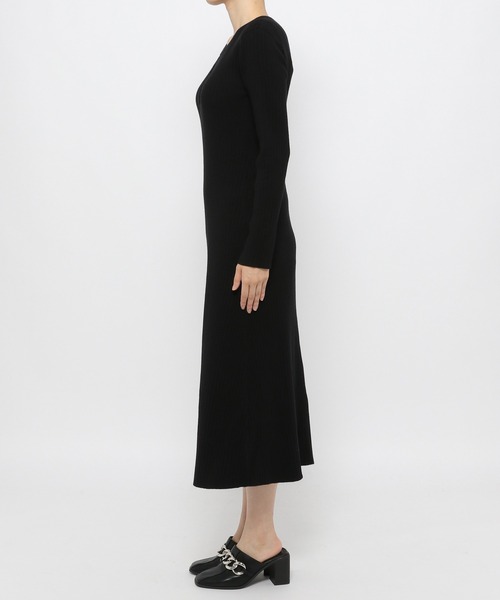PAGEBOY(ページボーイ)の「キーネックニットワンピース(ワンピース・レディース・ブラック/アイボリー・FREE)」の9枚目の写真