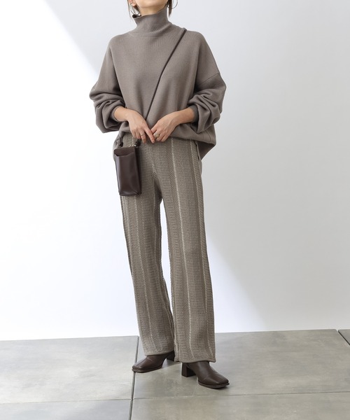 COLONY 2139（コロニートゥーワンスリーナイン）の「モヘヤ混ジャガード柄ニットパンツ(セットアップ対応)（その他パンツ・レディース・ブラック/グリーン/グレイッシュベージュ・MEDIUM/LARGE）」の15枚目の写真