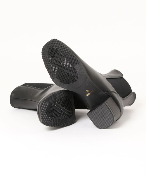 Realta（レアルタ）の「Realta(レアルタ)  スタックヒールスクエアトゥサイドゴア ブーツ（ブーツ・レディース・ダークブラウン/ブラック・M/L/S/LL）」の4枚目の写真