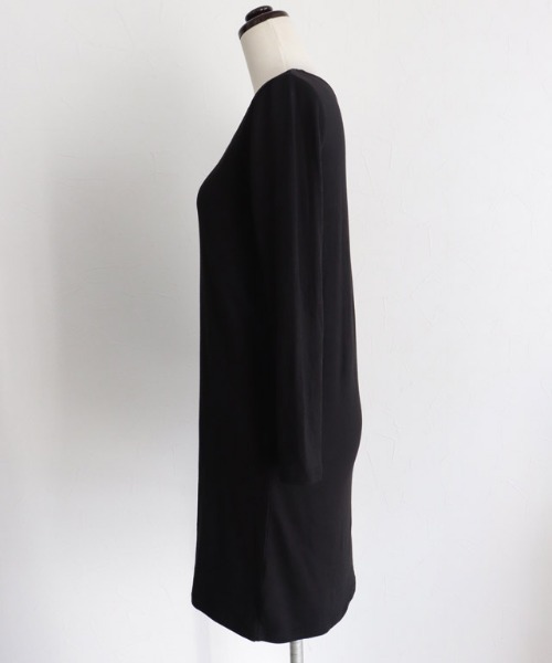 Pierrot（ピエロ）の「［シアバター加工］あったかインナーワンピース（インナーウェア/肌着・レディース・ブラック/オフホワイト・L/M/S）」の5枚目の写真