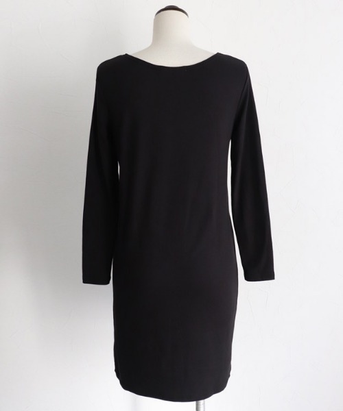 Pierrot（ピエロ）の「［シアバター加工］あったかインナーワンピース（インナーウェア/肌着・レディース・ブラック/オフホワイト・L/M/S）」の4枚目の写真