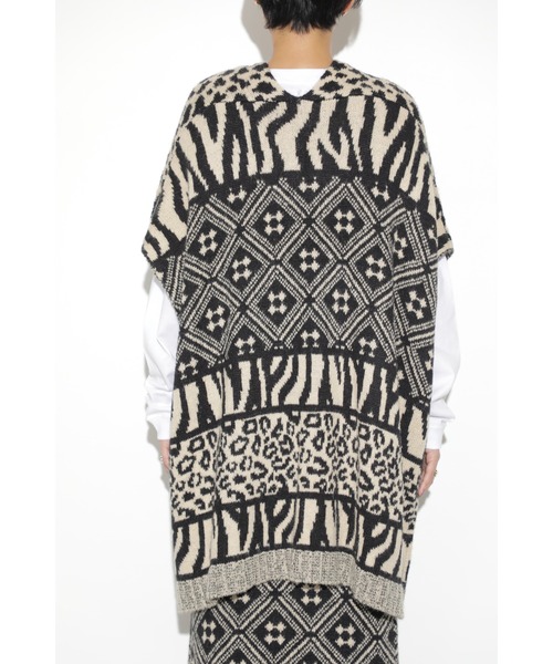 mag.by c(マグバイシー)の「(mag.by c)アニマルジャカードベスト(ベスト・レディース・ブラック・ONE SIZE)」の8枚目の写真